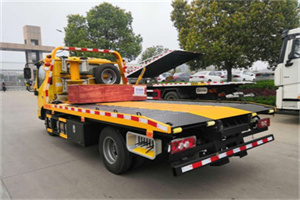 赤峰道路救援拖车报价