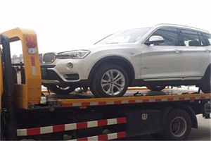 赤峰拖车24小时服务电话