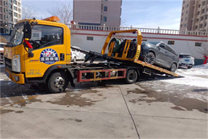 赤峰救援拖车费用怎么算